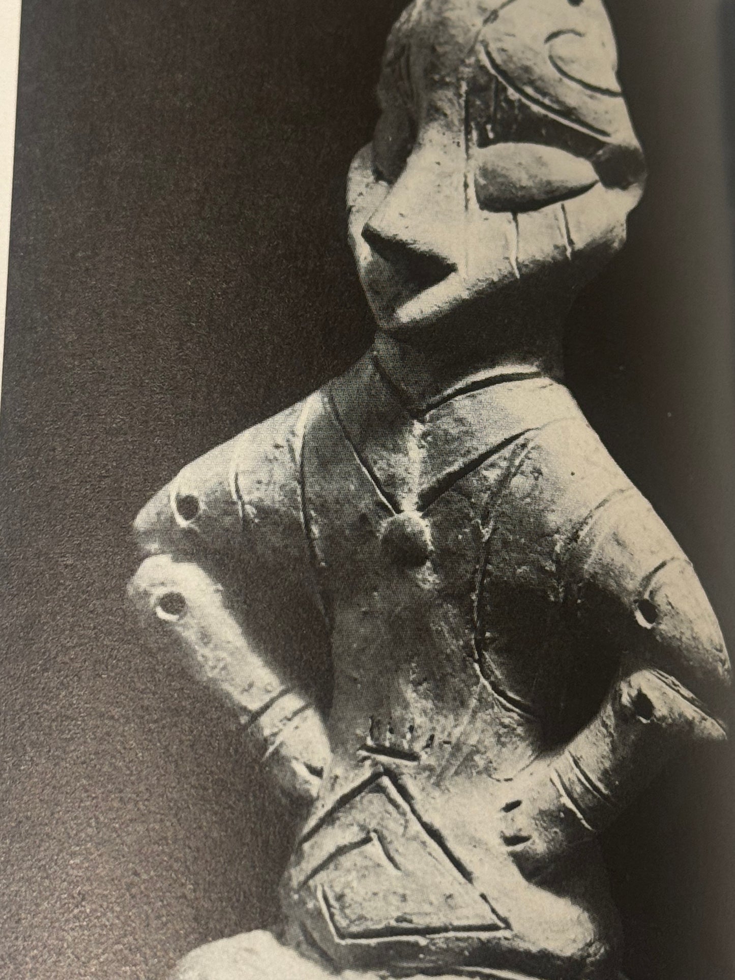 MOON DROP INN  • April 1